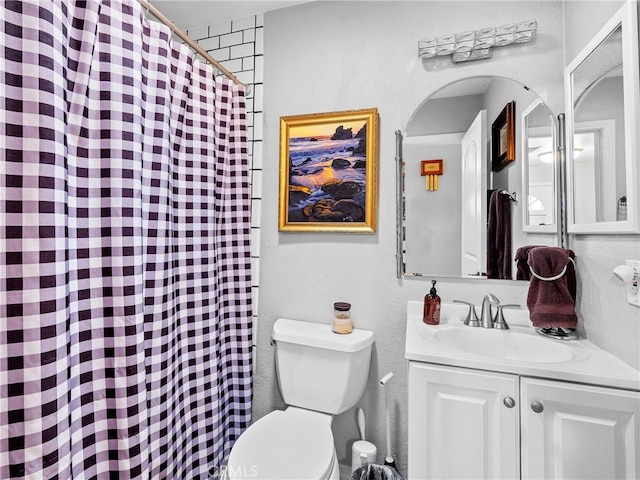 13250 Yellowstone Ave, Victorville, CA 92395 - full bathroom featuring toilet, vanity, and a shower with curtain