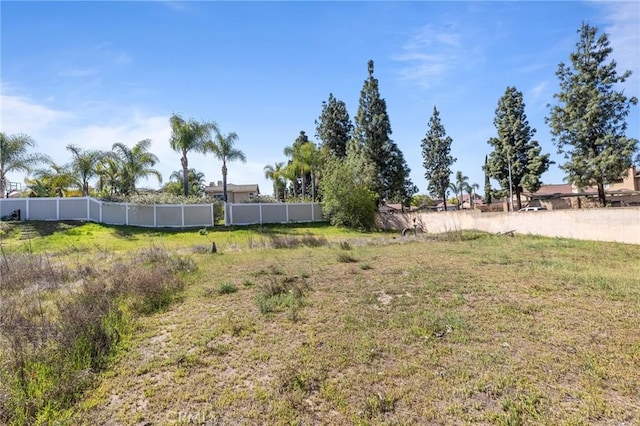 view of yard featuring fence