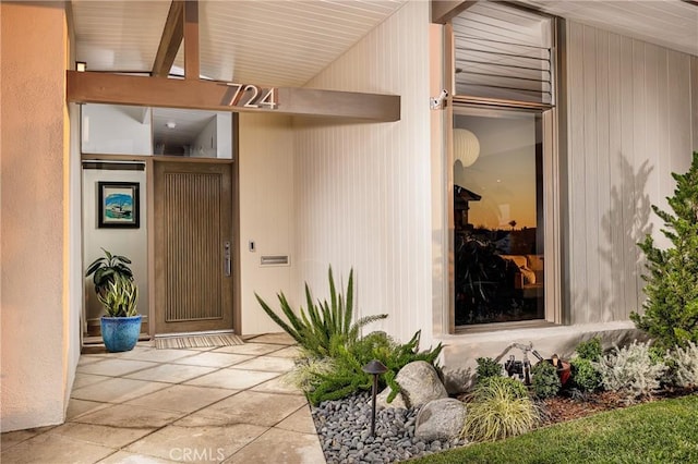 view of property entrance