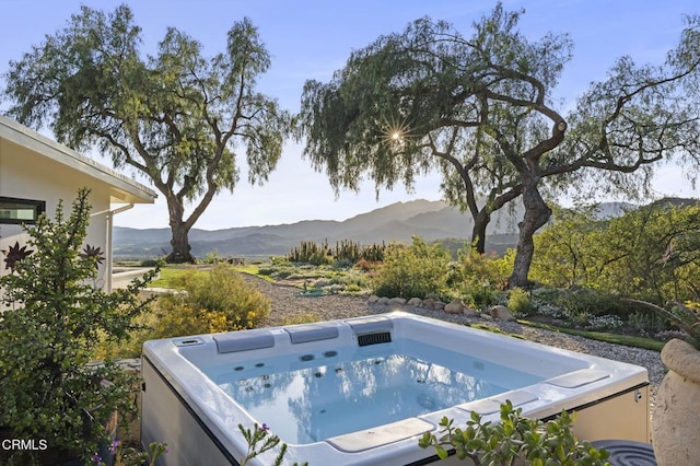 1417 Foothill Rd, Ojai, CA 93023 - view of swimming pool featuring a hot tub and a mountain view