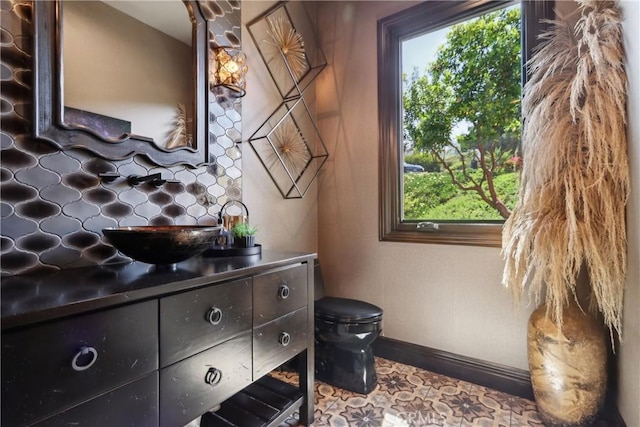 121 Avenida Pizarro, San Clemente, CA 92672 - detailed view of baseboards, vanity, and toilet