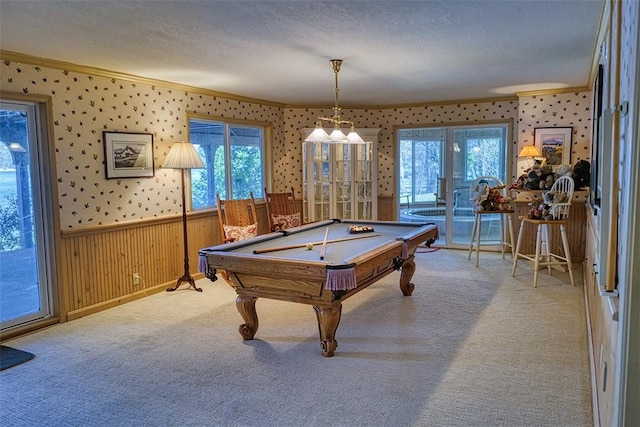 27990 Peninsula Dr N, Lake Arrowhead, CA 92352 - recreation room with crown molding, billiards, wainscoting, wallpapered walls, and carpet flooring