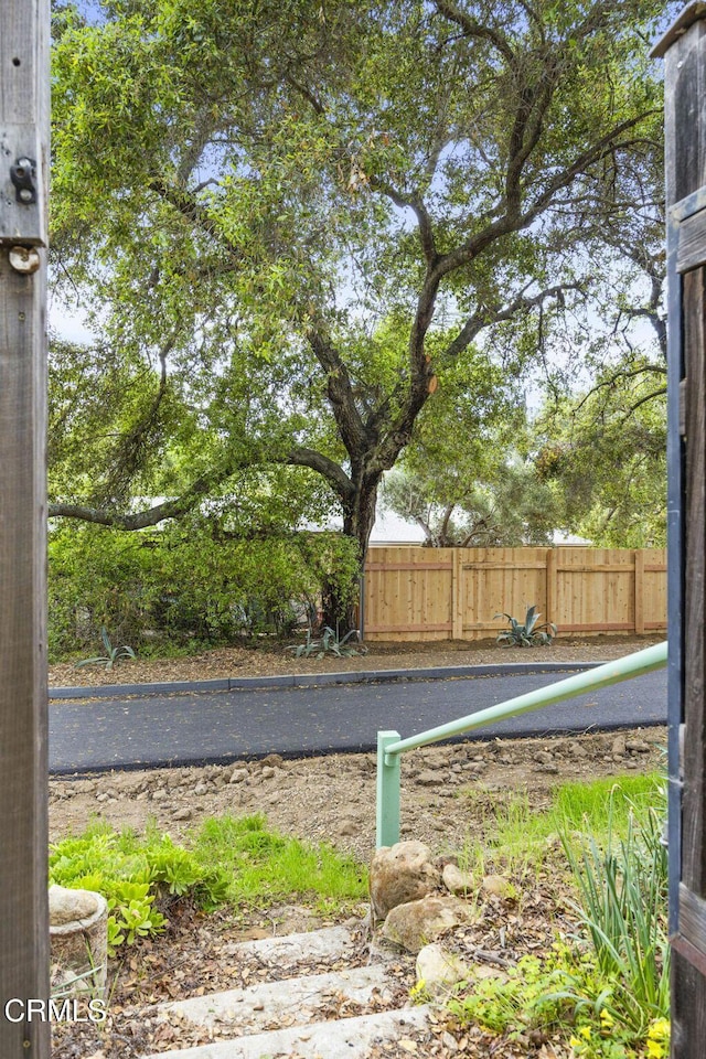 308 Topa Topa Dr, Ojai, CA 93023 - view of yard