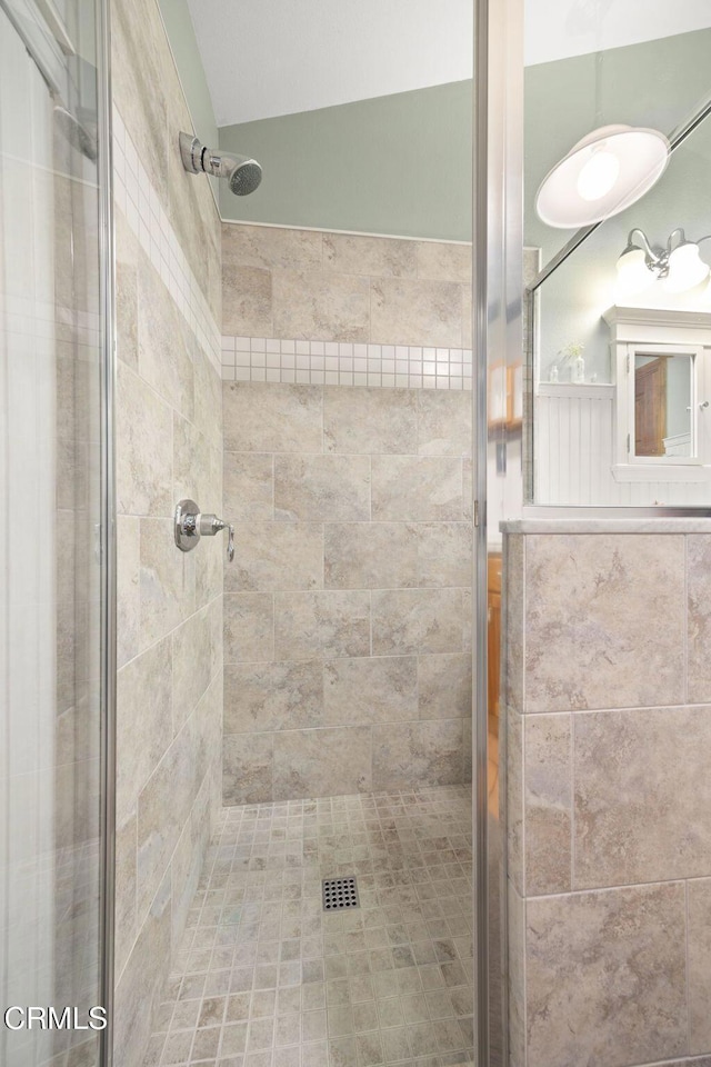 308 Topa Topa Dr, Ojai, CA 93023 - bathroom featuring a stall shower