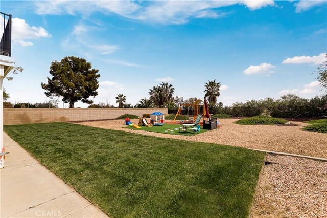 40824 Cobblestone Ct, Palmdale, CA 93551 - view of play area