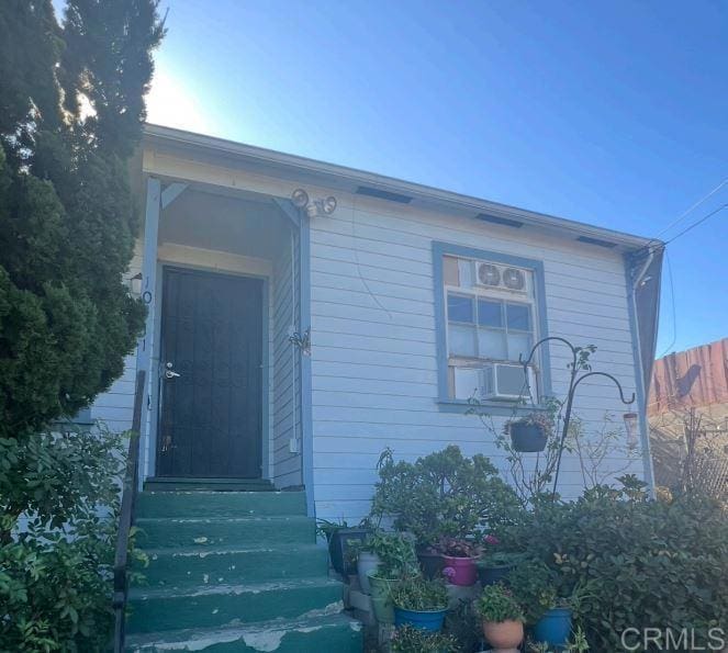 10411 San Carlos Dr, Spring Valley, CA 91978