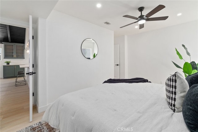 3533 Deerford St, Lakewood, CA 90712 - bedroom with light wood finished floors, baseboards, visible vents, and recessed lighting
