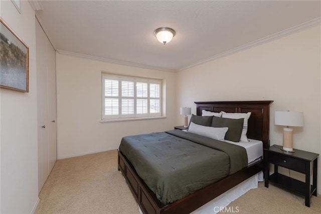 6528 Abbottswood Dr, Rancho Palos Verdes, CA 90275 - bedroom featuring baseboards, light colored carpet, and crown molding