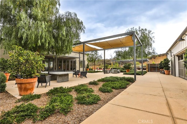 2454 Nova Way, Corona, CA 92883 - view of property's community with a fire pit and a patio area