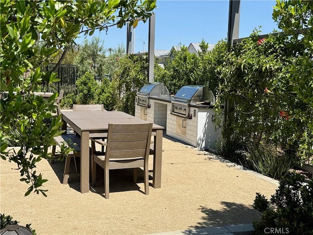 2454 Nova Way, Corona, CA 92883 - view of patio featuring outdoor dining space