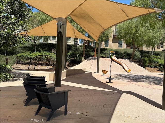 2454 Nova Way, Corona, CA 92883 - view of property's community
