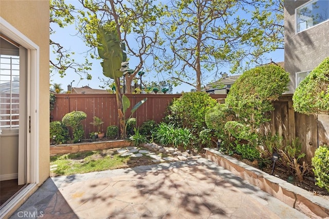 8 Carey Ct, Aliso Viejo, CA 92656 - view of patio / terrace featuring a fenced backyard