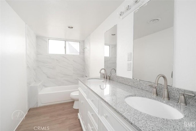5001 Appleblossom Dr Unit A, Bakersfield, CA 93309 - photo 17