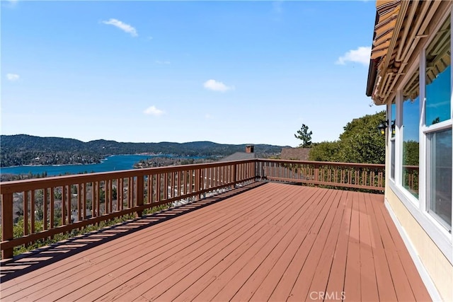 29083 Mammoth Dr, Lake Arrowhead, CA 92352 - wooden terrace with a water and mountain view