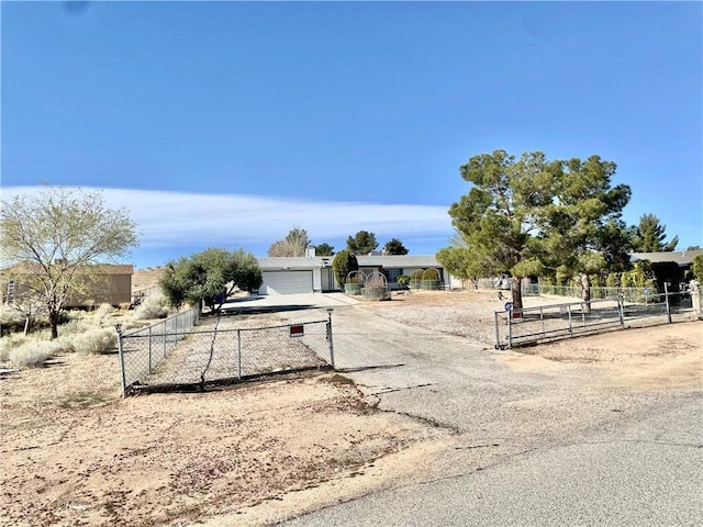 16831 Grant St, Victorville, CA 92395 - photo 3