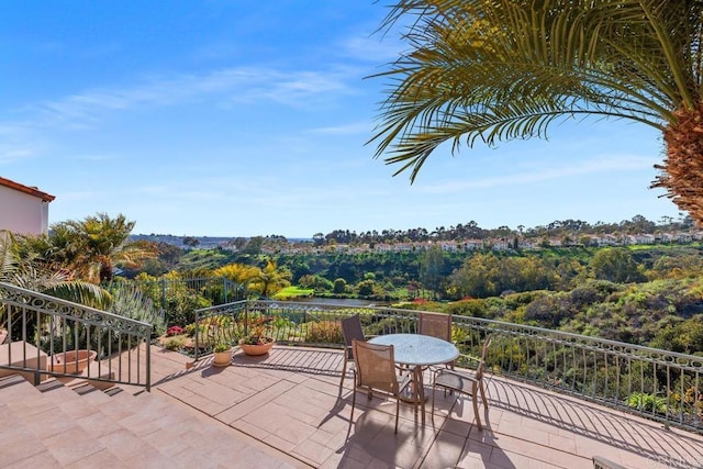 7189 Aviara Dr, Carlsbad, CA 92011 - view of patio featuring outdoor dining space