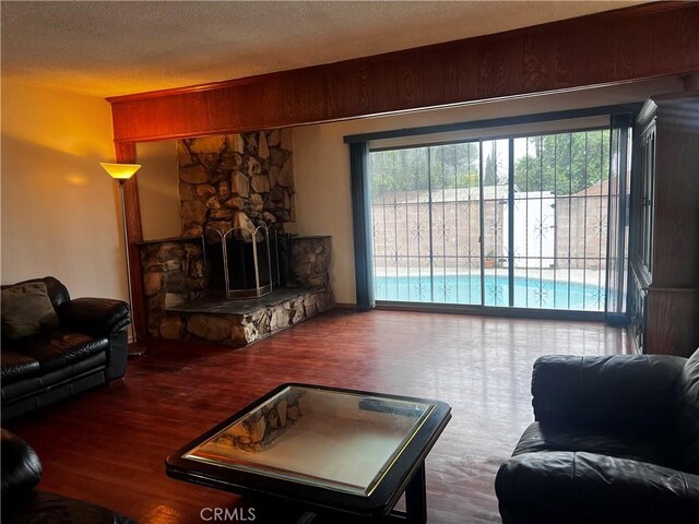 10579 Lev Ave, San Fernando, CA 91345 - photo 6