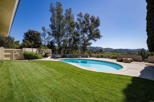 25311 Jesmond Dene Rd, Escondido, CA 92026 - photo 17