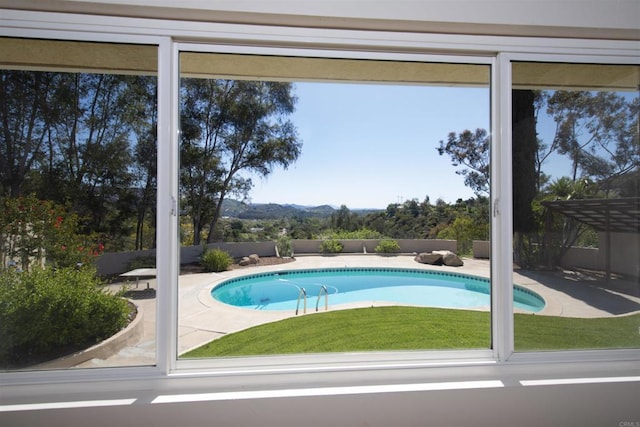 25311 Jesmond Dene Rd, Escondido, CA 92026 - photo 3