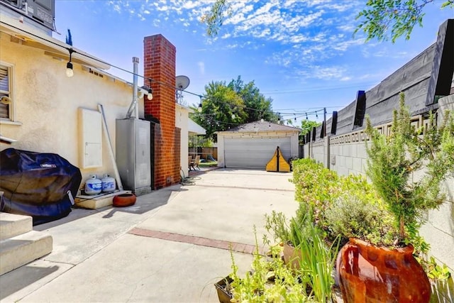 exterior space featuring fence