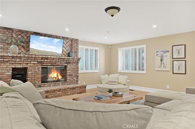 28525 Sycamore Dr, Lake Arrowhead, CA 92385 - photo 9
