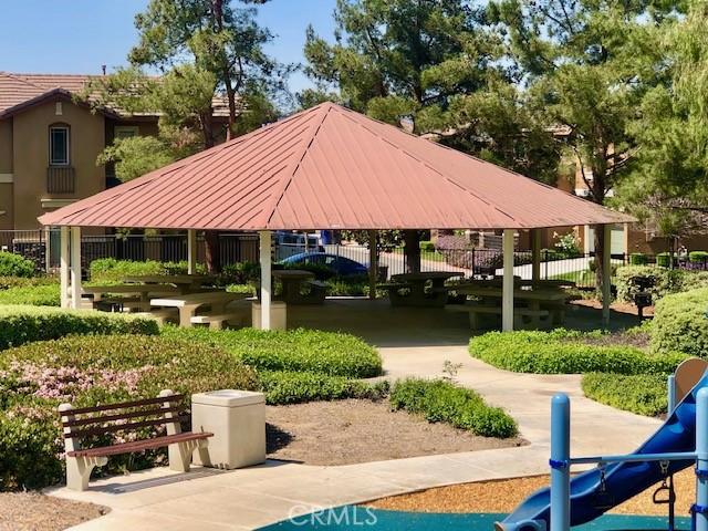 10969 Elkwood Cir, Riverside, CA 92503 - view of home's community featuring fence