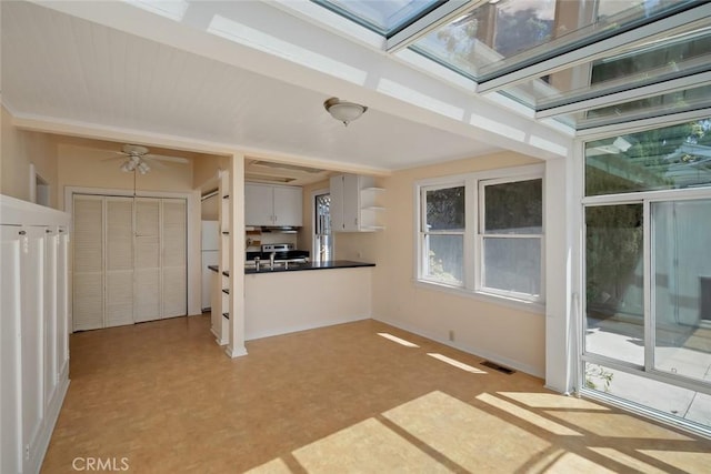 1811 Chorro St, San Luis Obispo, CA 93401 - interior space featuring visible vents and a skylight