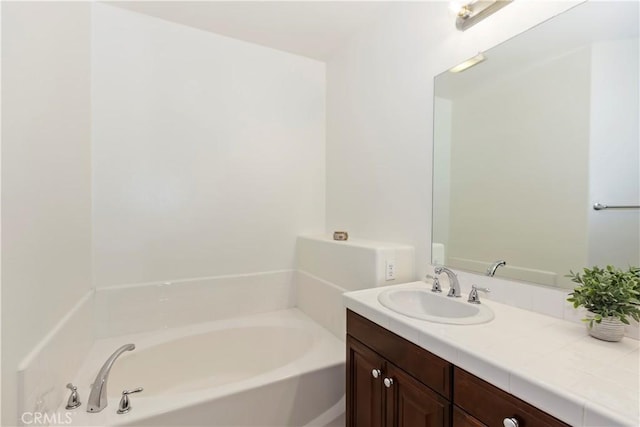 374 Quail Rdg, Irvine, CA 92603 - bathroom with vanity and a bath
