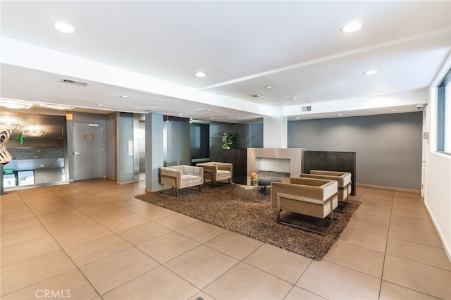 common area featuring visible vents