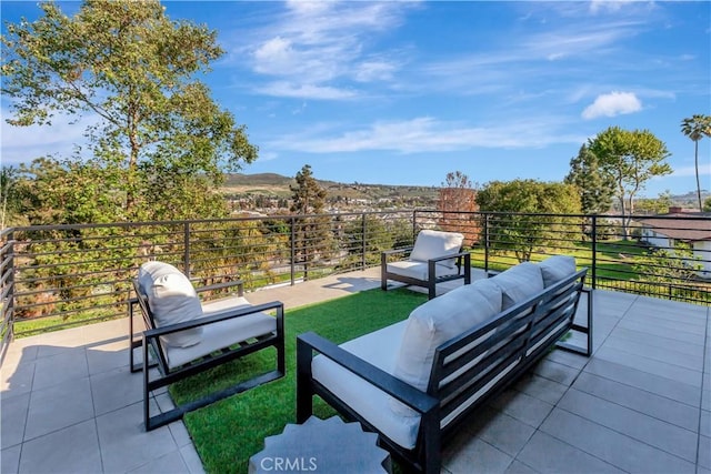 32152 Via Carlos, San Juan Capistrano, CA 92675 - view of patio / terrace featuring outdoor lounge area