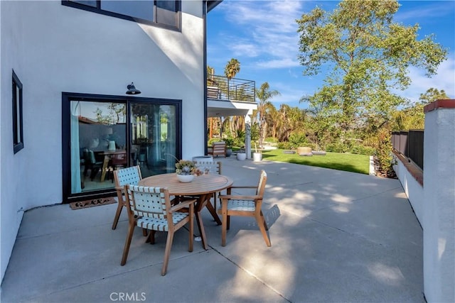 32152 Via Carlos, San Juan Capistrano, CA 92675 - patio / terrace featuring a patio and outdoor dining space