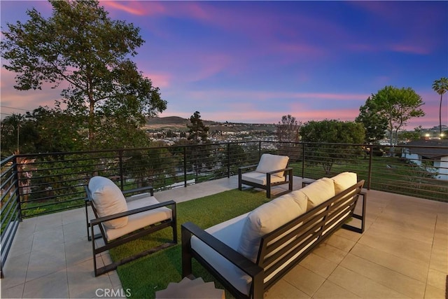 32152 Via Carlos, San Juan Capistrano, CA 92675 - patio / terrace featuring outdoor lounge area