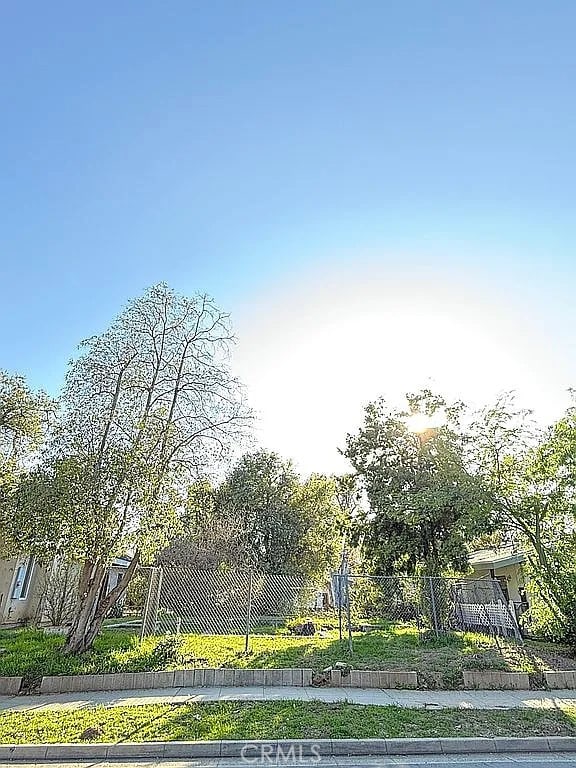 1143 Armada Dr, Pasadena, CA 91103
