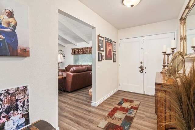 1471 Via Monserate, Fallbrook, CA 92028 - entrance foyer featuring wood finished floors and baseboards