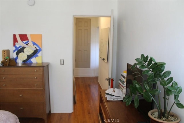 2859 Effie St, Los Angeles, CA 90026 - bedroom with wood finished floors