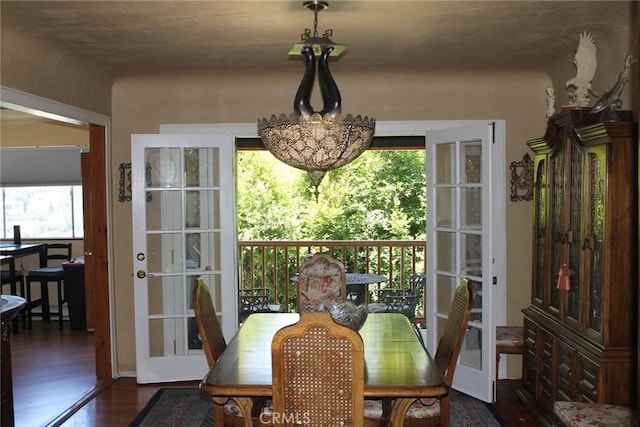 2859 Effie St, Los Angeles, CA 90026 - dining room with wood finished floors