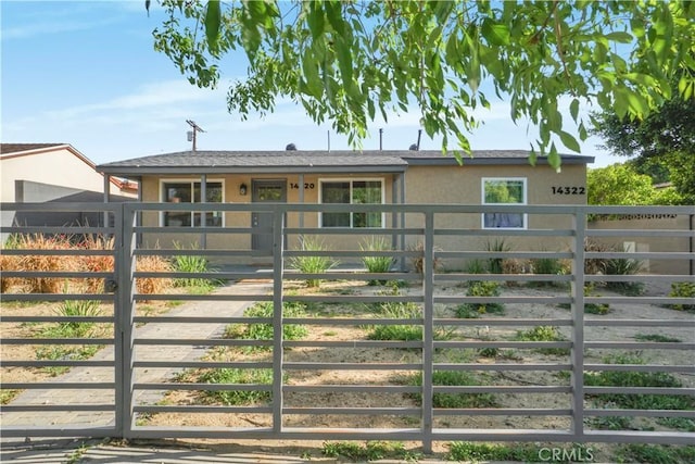 14320 Osborne St, Panorama City, CA 91402 - view of gate