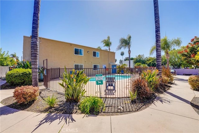 1386 E Madison Ave Unit 21, El Cajon, CA 92021 - community pool featuring fence