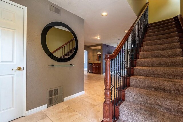 22781 Macfarlane Dr, Woodland Hills, CA 91364 - photo 5
