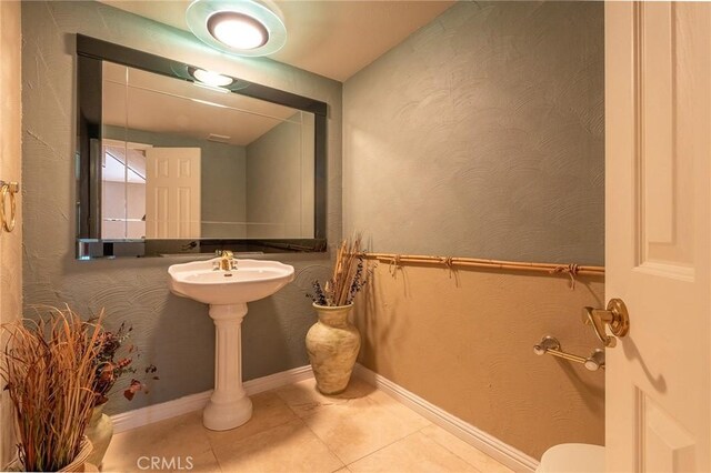 22781 Macfarlane Dr, Woodland Hills, CA 91364 - photo 10