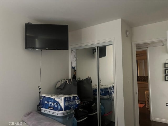 bedroom featuring a closet