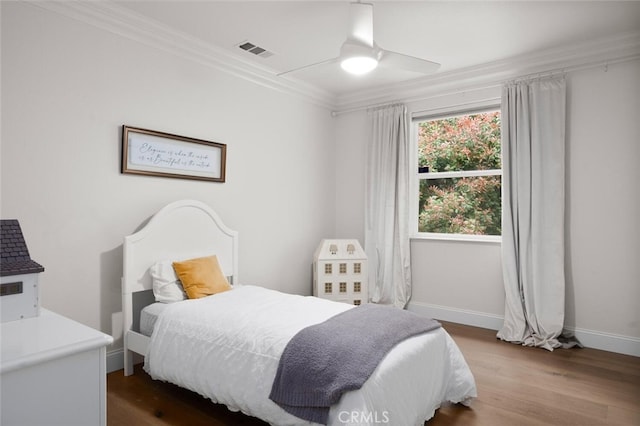 11 Sycamore Valley Rd, Chico, CA 95973 - bedroom featuring crown molding, wood finished floors, baseboards, and a ceiling fan