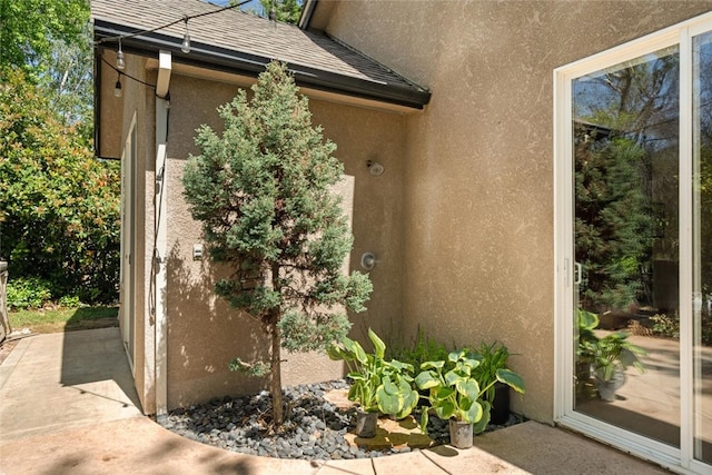 11 Sycamore Valley Rd, Chico, CA 95973 - property entrance featuring stucco siding and a shingled roof