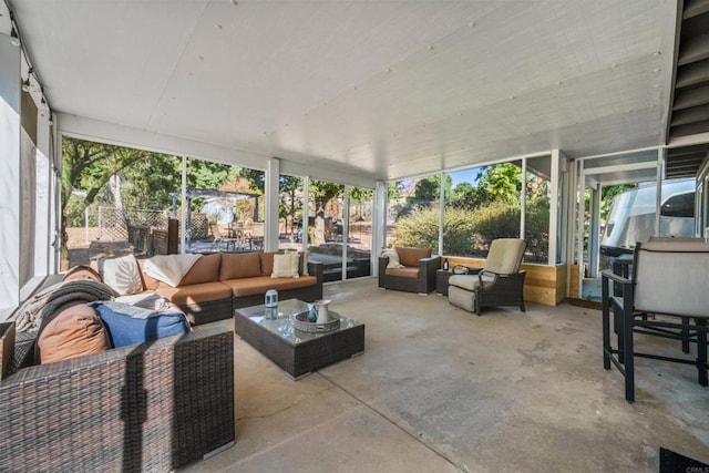 4620 Panchoy Dr, La Mesa, CA 91941 - sunroom featuring outdoor lounge area