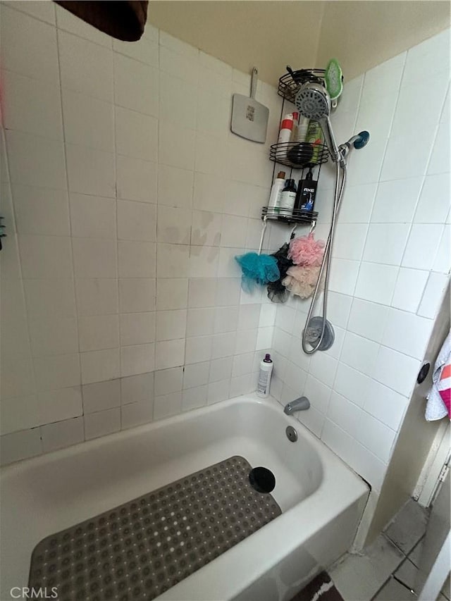 1608 N Placentia Ave, Fullerton, CA 92831 - bathroom with shower / bath combination
