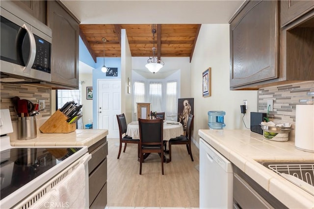 19251 Elm Dr, Apple Valley, CA 92308 - photo 10