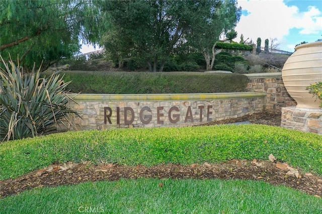 3973 Coast Oak Cir, Chino Hills, CA 91709 - view of community sign