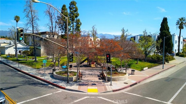 1015 E Wilson Ave, Glendale, CA 91206 - view of community featuring a mountain view