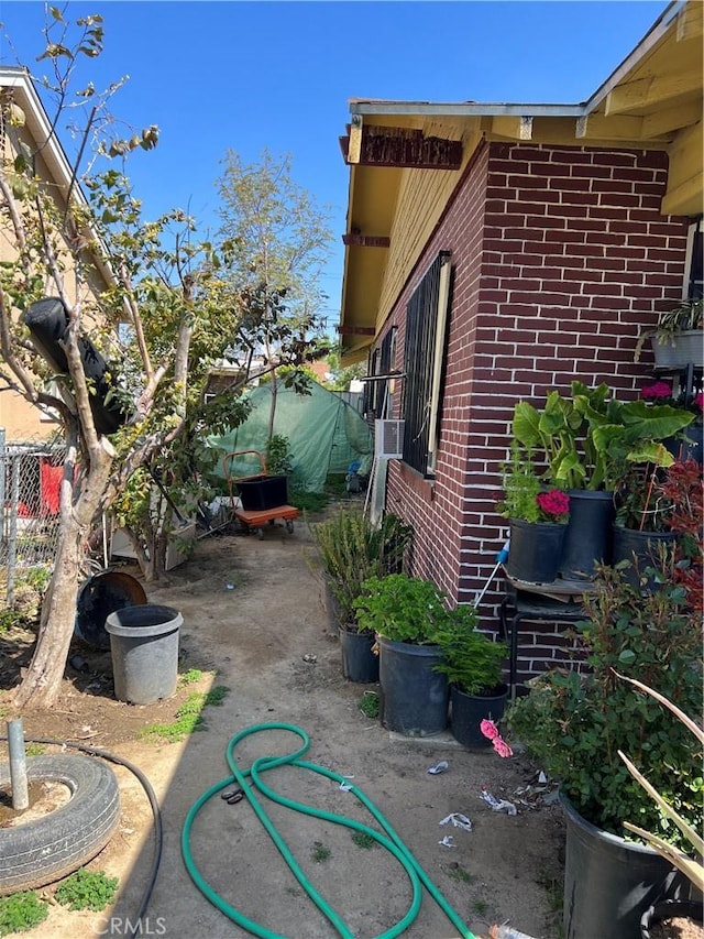 1108 Pacific St, Bakersfield, CA 93305 - photo 3
