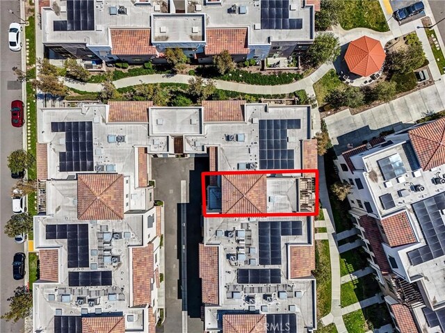aerial view of property and surrounding area